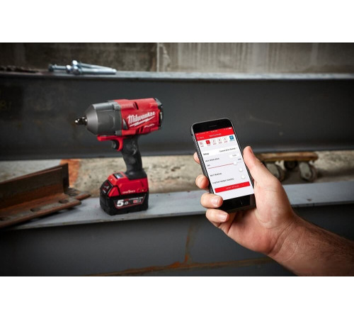 Гайковерт Milwaukee M18 ONEFHIWF12-502X 4933459727 с 2-мя АКБ, кейс