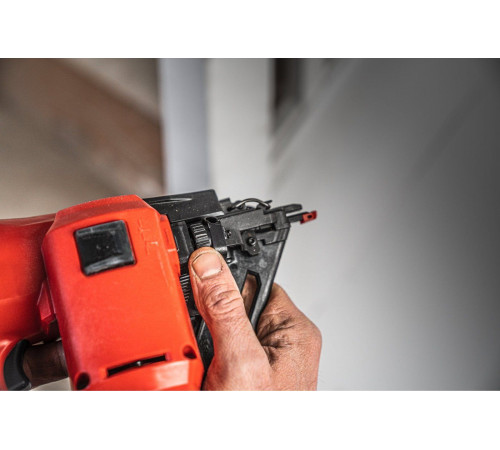 Milwaukee M18 FN15GA-0X Fuel 4933478091 без АКБ, кейс