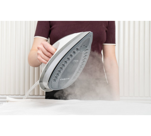 Утюг Garlyn GST-10 Pro