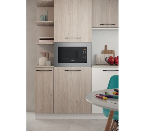 Микроволновая печь Indesit MWI 120 GX
