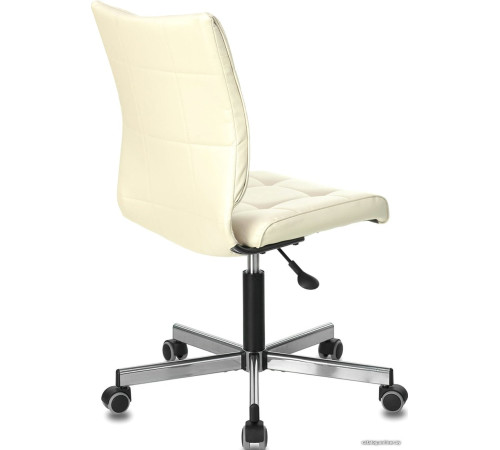 Офисное кресло Brabix Stream MG-314 бежевый