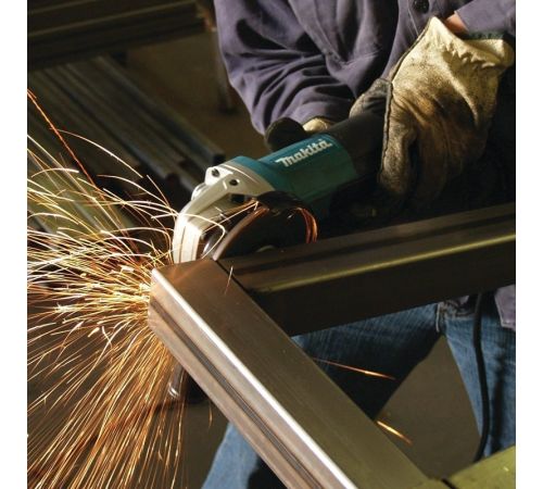 Угловая шлифмашина Makita 9565PCV