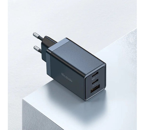 Сетевое зарядное McDodo CH-154 70W черный