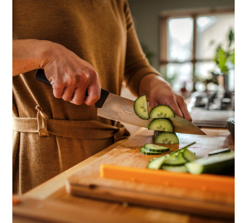 Кухонный нож Fiskars Functional Form 1057534