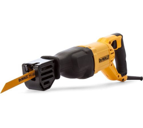 Сабельная пила DeWalt DWE305PK