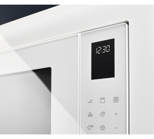 Микроволновая печь Electrolux LMS4253TMW