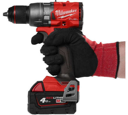 Ударная дрель-шуруповерт Milwaukee M18 FUEL M18FPD3-402C 4933492473 с 2-мя АКБ 4 Ач, кейс