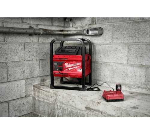 Портативная зарядная станция Milwaukee MX FUEL MXF PS-0 4933493922 без АКБ