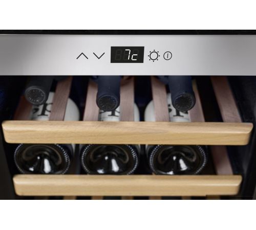 Винный шкаф CASO WineComfort 38