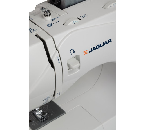 Электромеханическая швейная машина Jaguar FS 8400