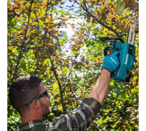 Аккумуляторная пила Makita DUC204SF с 1-им АКБ 3 Ач