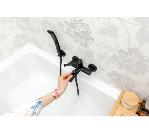 Смеситель Laveo Pinar BAW710D