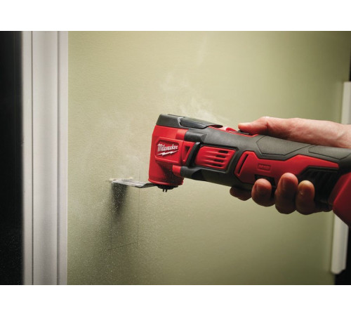 Мультифункциональная шлифмашина Milwaukee M18 BMT-0 4933446203 без АКБ