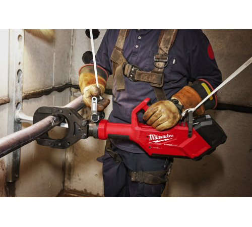 Кабелерез Milwaukee M18 HSFC125R-802C 4933492421 с 2-мя АКБ, кейс