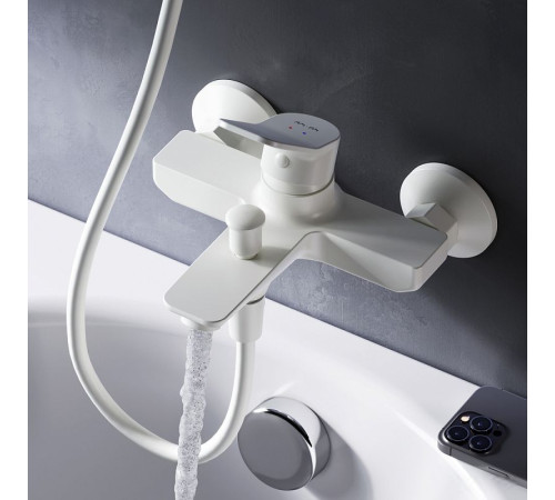 Смеситель AM.PM X-Joy F85A10033 белый