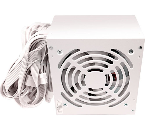 Блок питания Ginzzu CB600 белый