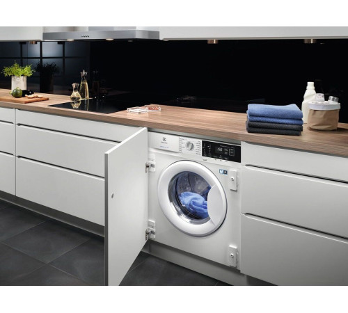 Стиральная машина Electrolux EWN7F447WI
