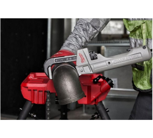 Ключ трубный Milwaukee 4932478672