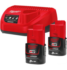Аккумулятор с зарядным устройством Milwaukee M12 M12NRG-302 4933451902 2 x 12В/3 Ач + 12В