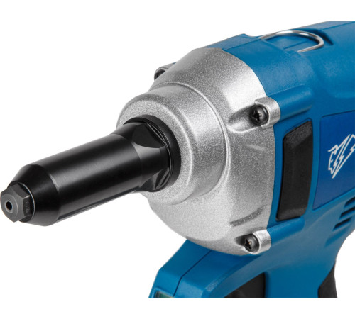 Заклепочник Bull CRG 1018 без АКБ