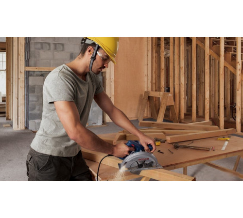 Дисковая циркулярная пила Bosch GKS 140 Professional 06016B3020