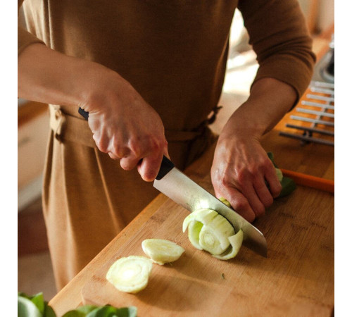 Кухонный нож Fiskars Functional Form 1057536