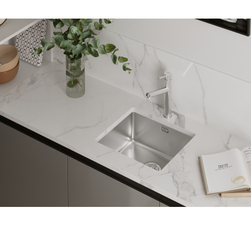 Кухонная мойка Ukinox Лофт LOB400.400-GT10P