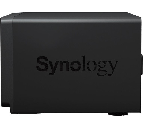 Сетевой накопитель Synology DiskStation DS1823xs+