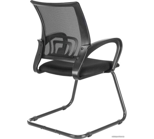 Офисный стул Brabix Fly CF-100 черный