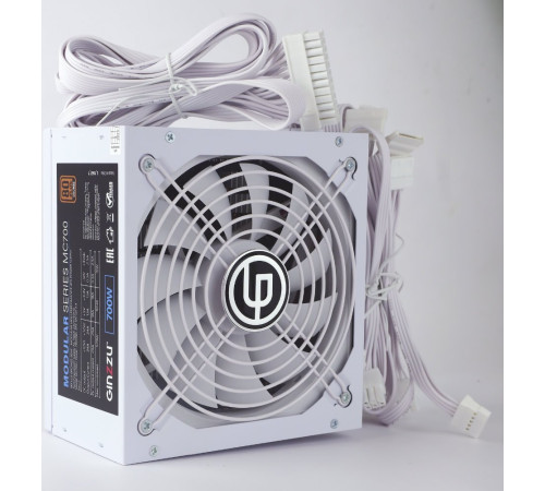 Блок питания Ginzzu MC700 белый