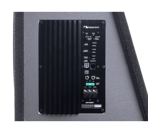 Корпусной активный сабвуфер Nakamichi NBX305A