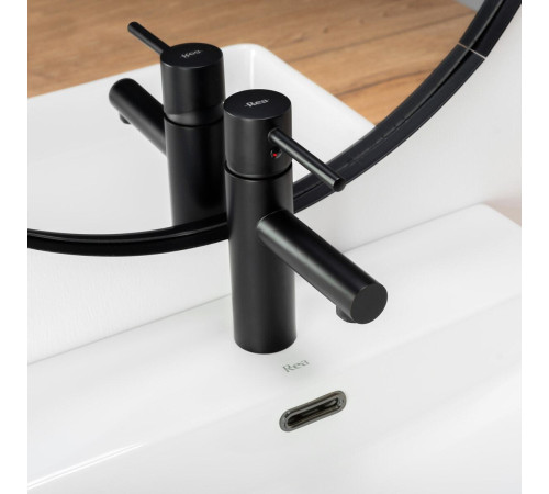 Смеситель Rea Tess REA-B8881 черный