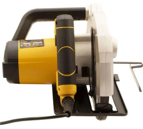 Дисковая циркулярная пила Denzel CS-210 27305