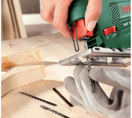 Электролобзик  Bosch PST 750 PE 06033A0520