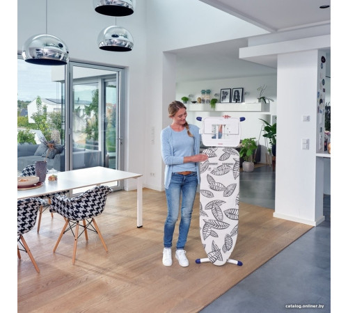 Гладильная доска Leifheit Express M Solid 725653