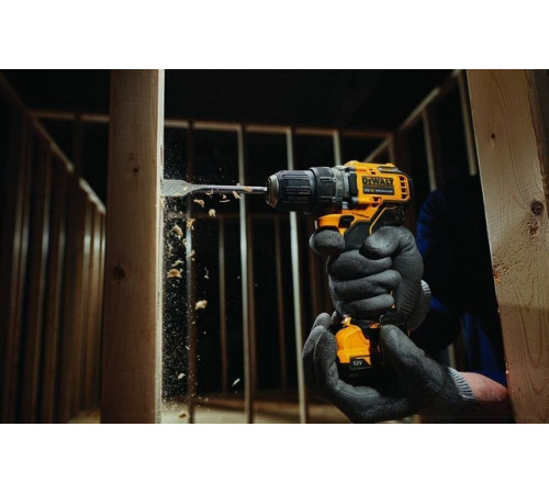 Дрель-шуруповерт DeWalt DCD701N-XJ без АКБ