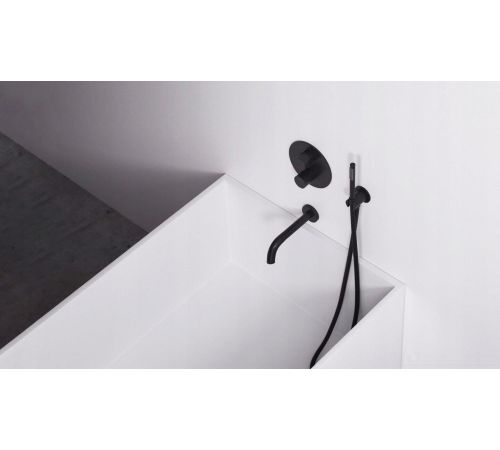 Смеситель Rea Lungo REA-P6300 черный
