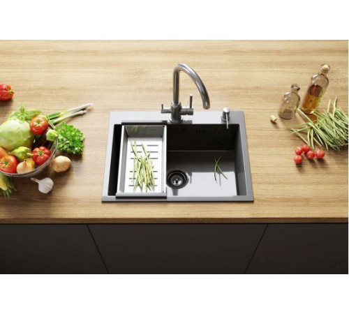 Кухонная мойка Ulgran Steel 60x45 черная брашированная сталь
