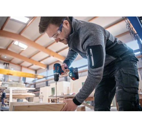Дрель-шуруповерт Bosch GSR 18V-90 C Professional 06019K6006 с 2-мя АКБ 5 Ач, кейс