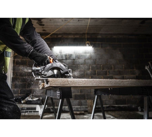 Дисковая циркулярная пила AEG Powertools BKS 18BL2-0 4935479661 без АКБ