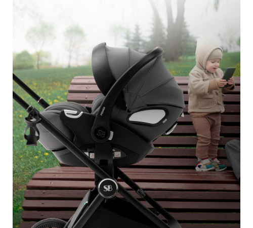 Детское автокресло Sweet Baby Premier черный