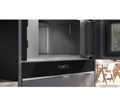 Микроволновая печь Siemens iQ700 BF722R1B1