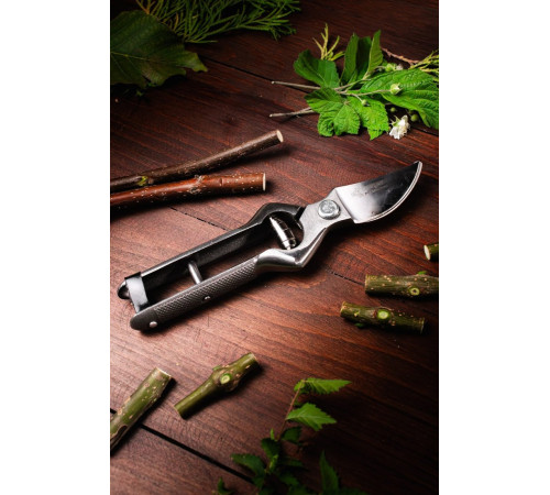 Секатор Obrigado Плоскостной 2458