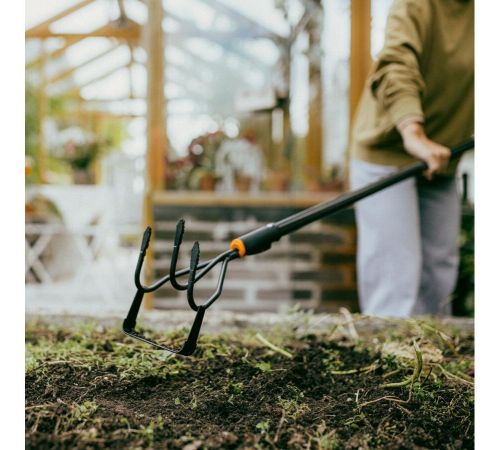 Культиватор разрыхлитель Fiskars 1080685