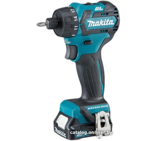 Винтоверт Makita DF032DWAE с 2-мя АКБ, кейс