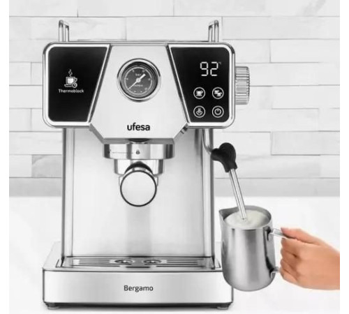 Рожковая кофеварка Ufesa Bergamo
