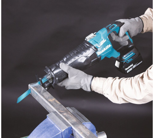 Сабельная пила Makita DJR187RT с 1-им АКБ, кейс