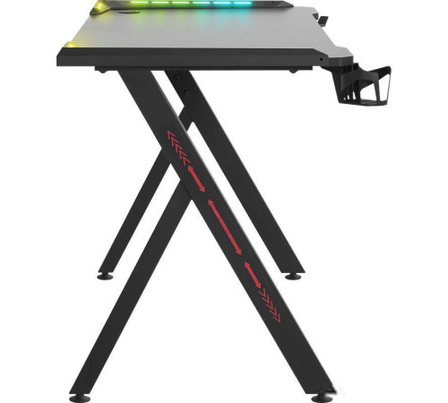Геймерский стол Defender Gamer 64330