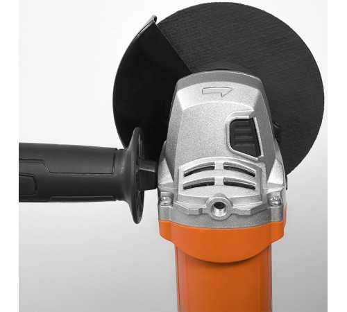 Угловая шлифмашина Daewoo Power DAG 650-125