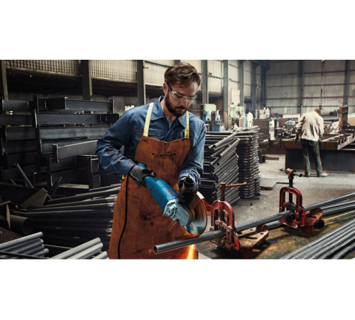 Угловая шлифмашина Bosch GWS 2200 Professional 06018C1320